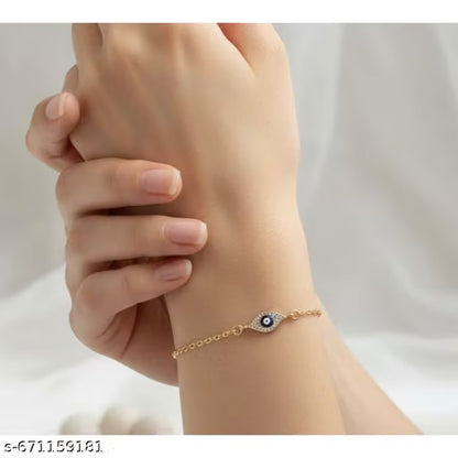 Minimal Blue Evil Eye Gold-Plated Chain Bracelet – Nazar Protection Wristwear for Women & Girls