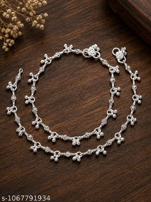 Elegant Silver-Plated Ghungroo Anklet Pair (Payal) with Intricate Detailing – Traditional Oxidized Feet Jewellery